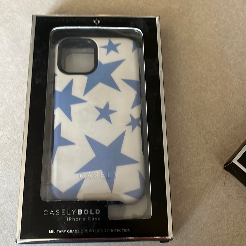 Used case overall in good shape it does show some signs of wear.